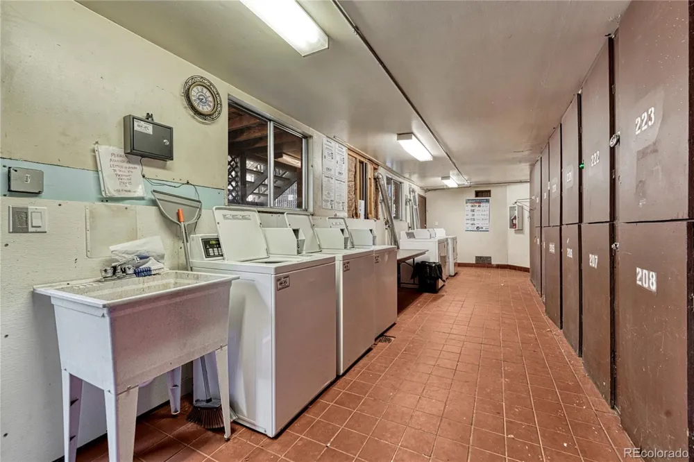 2700 S Holly Street #100 Denver, CO 80222