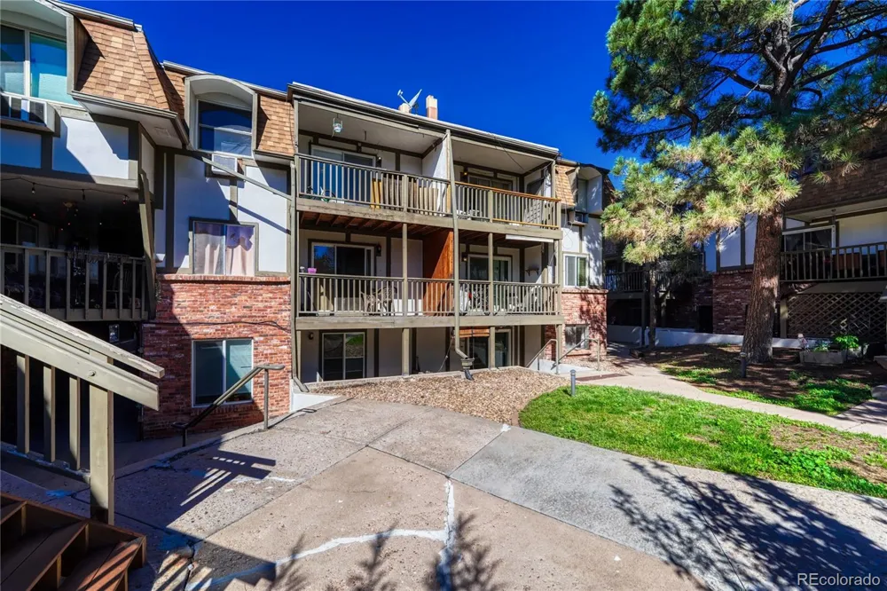 2700 S Holly Street #100 Denver, CO 80222