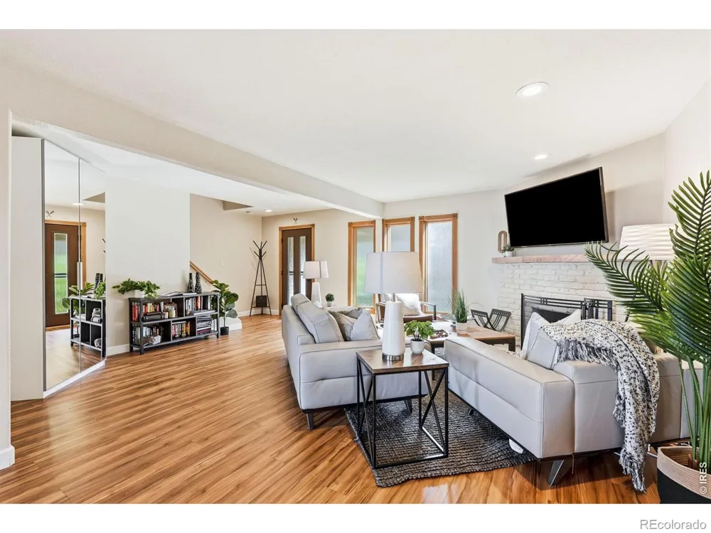 6846 Surrey Trail Littleton, CO 80125