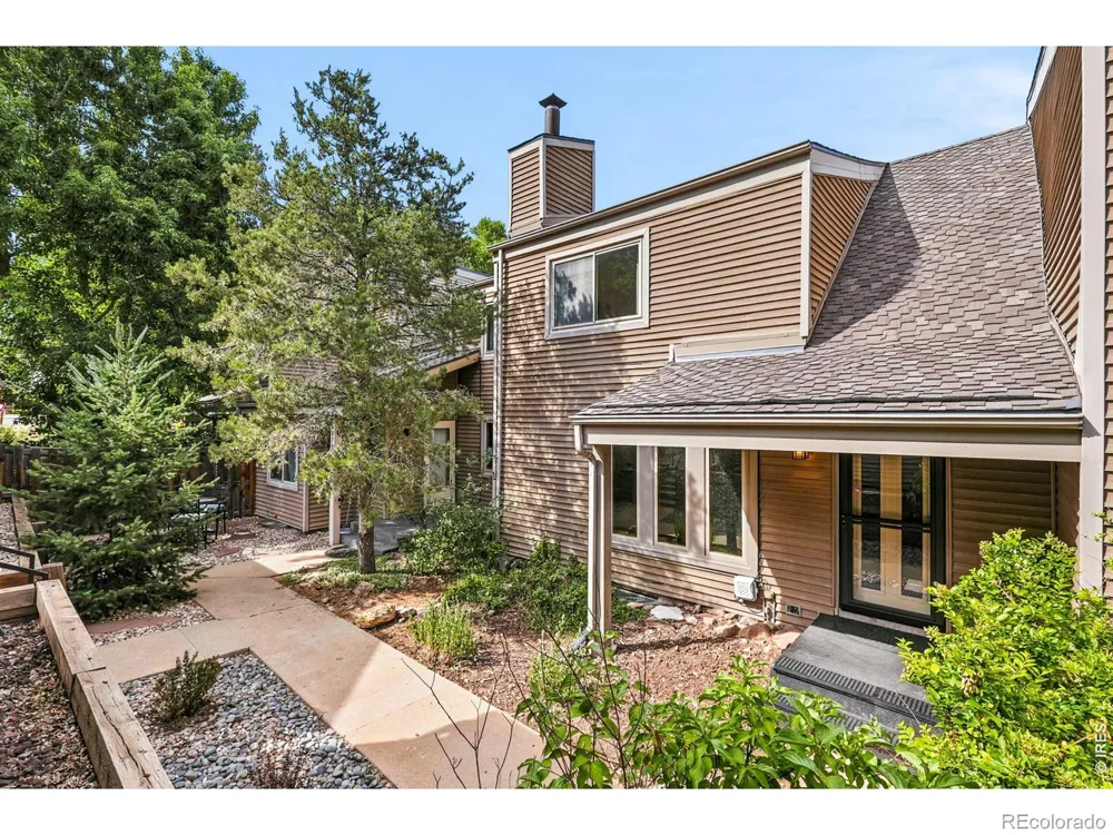 6846 Surrey Trail Littleton, CO 80125