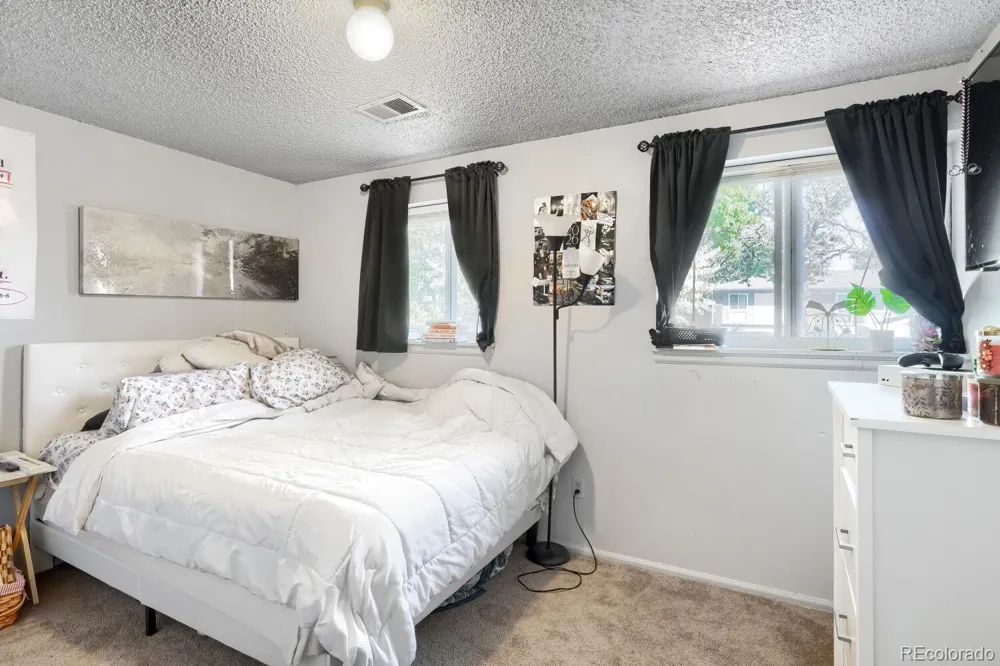 419 S Lima Circle Aurora, CO 80012