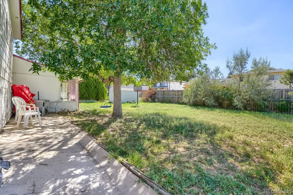 419 S Lima Circle Aurora, CO 80012