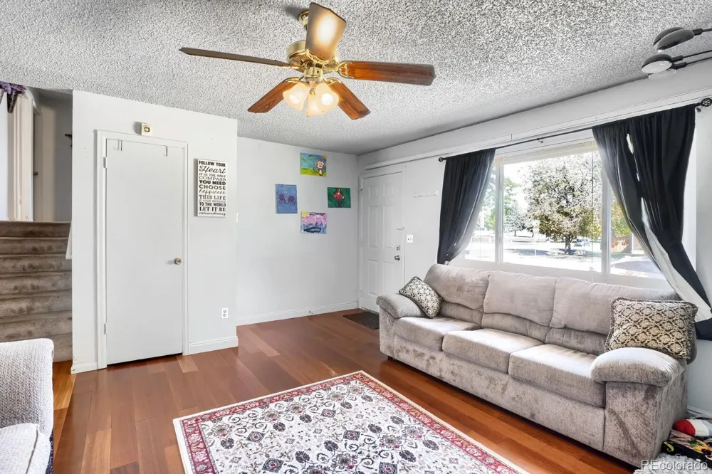 419 S Lima Circle Aurora, CO 80012