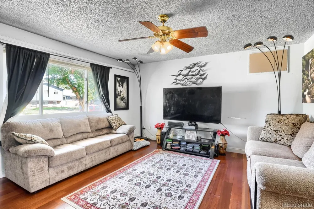 419 S Lima Circle Aurora, CO 80012