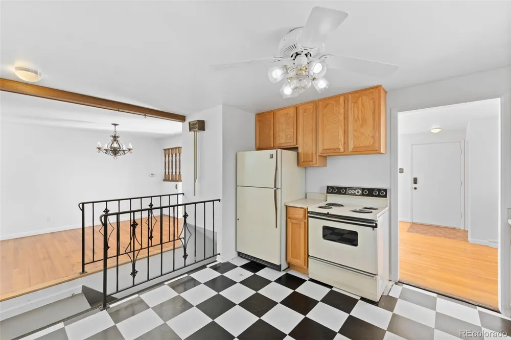 8581 Crescent Drive Westminster, CO 80031