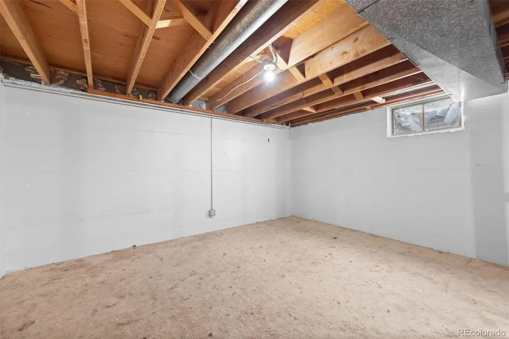 8581 Crescent Drive Westminster, CO 80031
