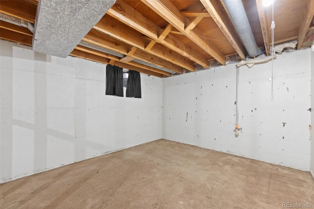 8581 Crescent Drive Westminster, CO 80031