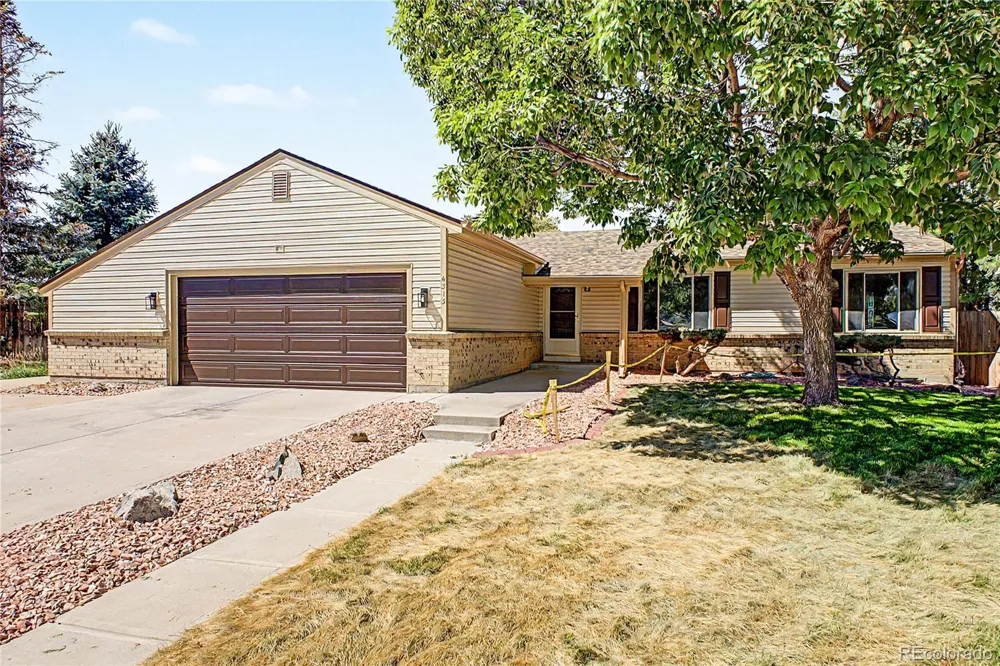 4313 S Dillon Street Aurora, CO 80015