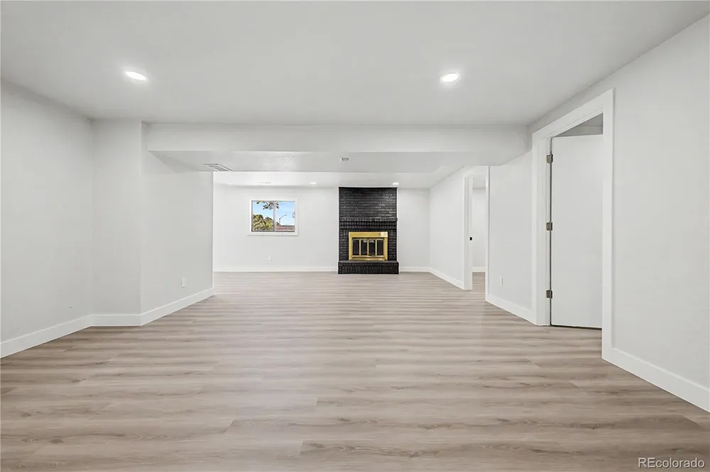 4313 S Dillon Street Aurora, CO 80015