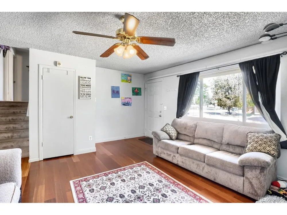 419 S Lima Circle Aurora, CO 80012