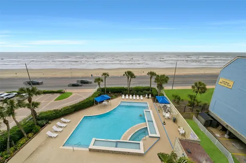 7700 Seawall Boulevard #512