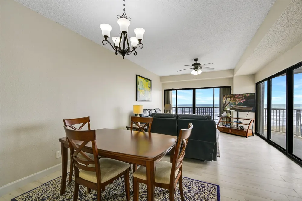 7700 Seawall Boulevard #512 Galveston, TX 77551