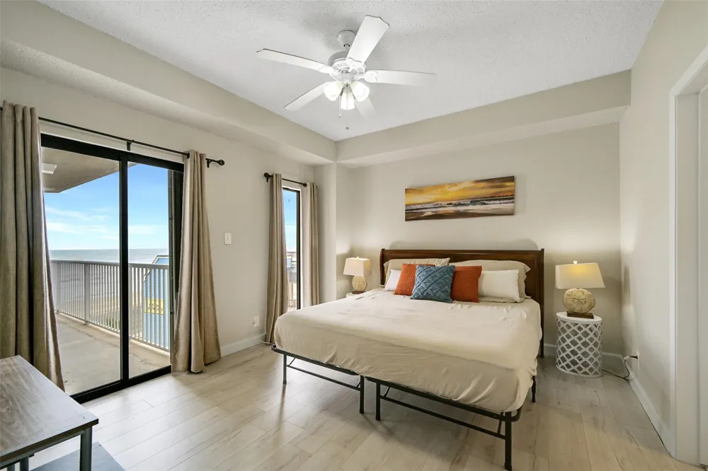 7700 Seawall Boulevard #512 Galveston, TX 77551