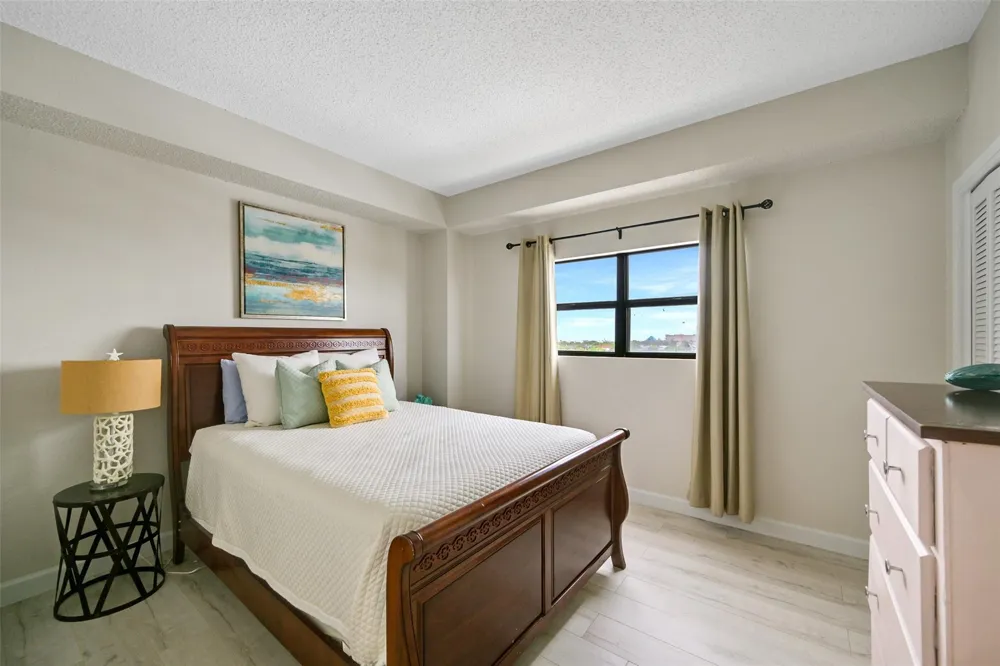 7700 Seawall Boulevard #512 Galveston, TX 77551