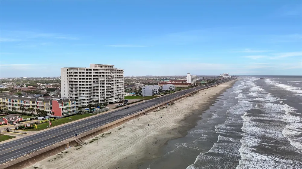 7700 Seawall Boulevard #512 Galveston, TX 77551