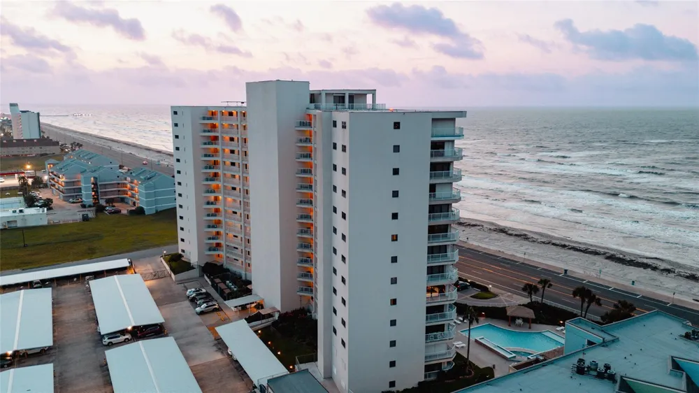 7700 Seawall Boulevard #512 Galveston, TX 77551