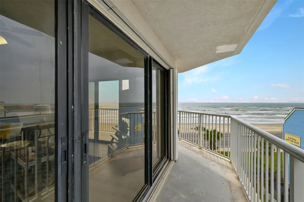 7700 Seawall Boulevard #512 Galveston, TX 77551