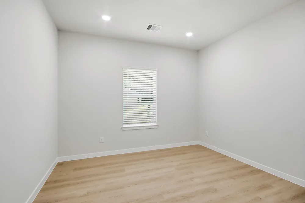 1355 Coastal Drive Dayton, TX 77535