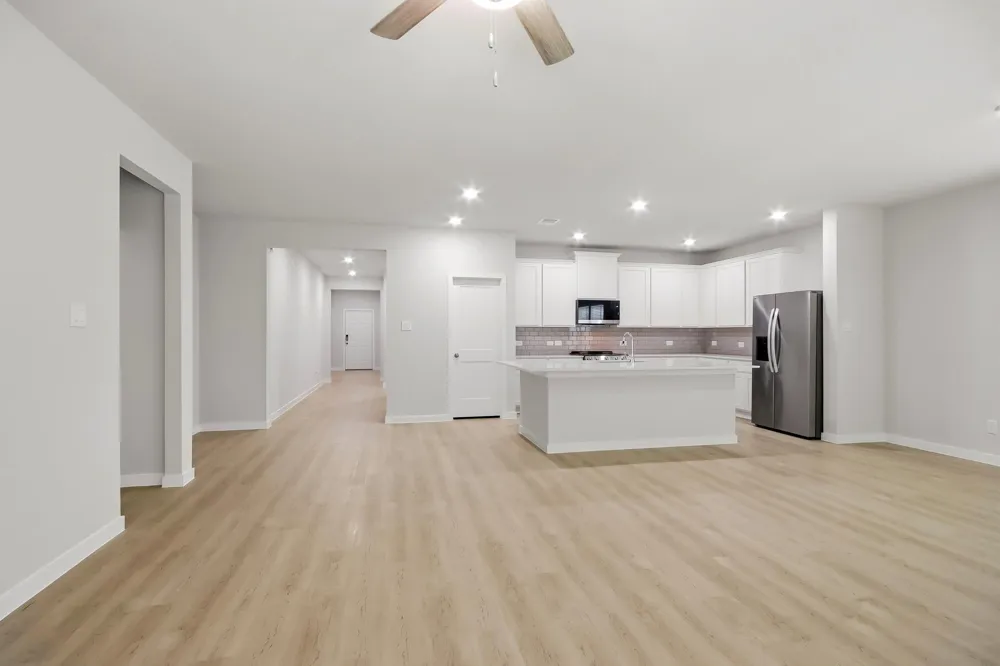 1355 Coastal Drive Dayton, TX 77535