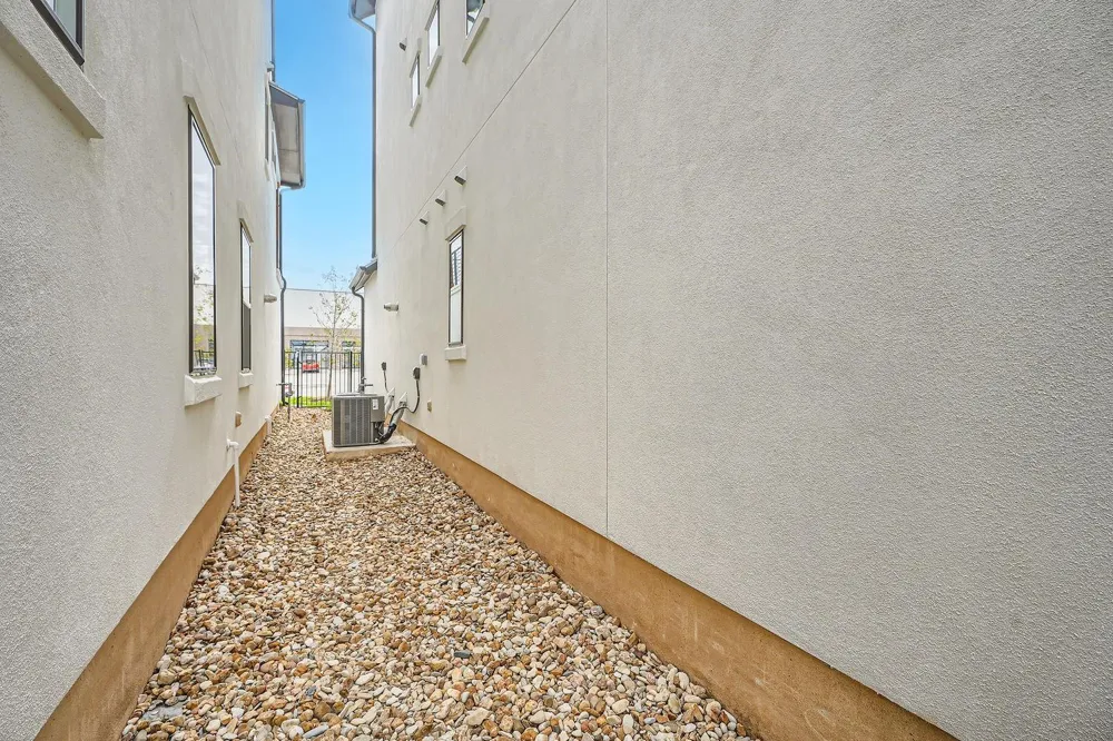 9029 Cattle Baron Path Austin, TX 78747