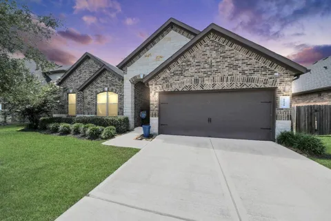 2539 Ravenna Court
