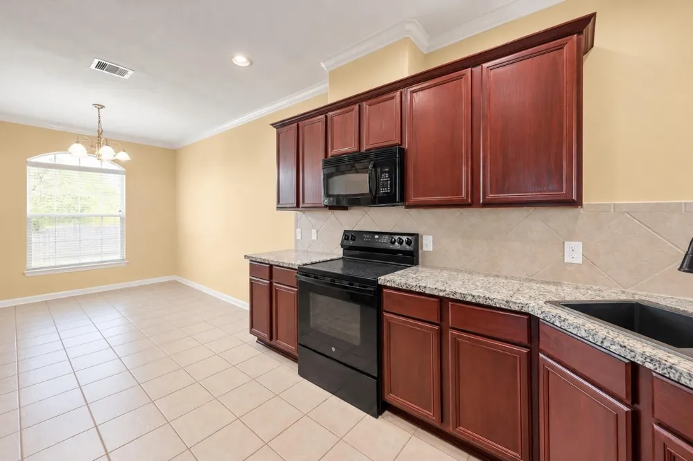 12991 Shady Grove Lane Montgomery, TX 77356
