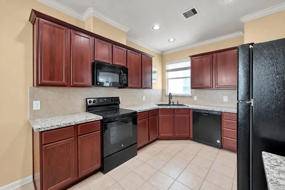 12991 Shady Grove Lane Montgomery, TX 77356