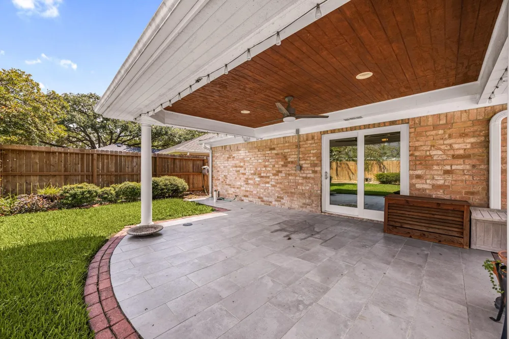 10106 Inwood Drive Houston, TX 77042