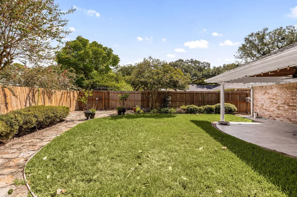 10106 Inwood Drive Houston, TX 77042