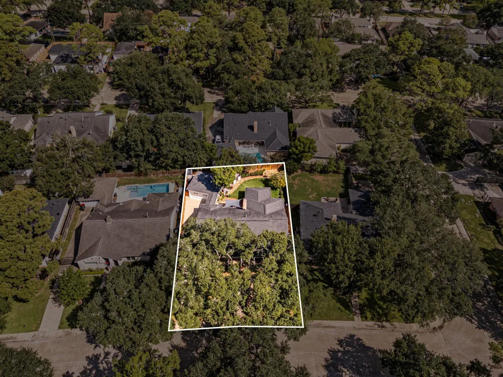 10106 Inwood Drive Houston, TX 77042