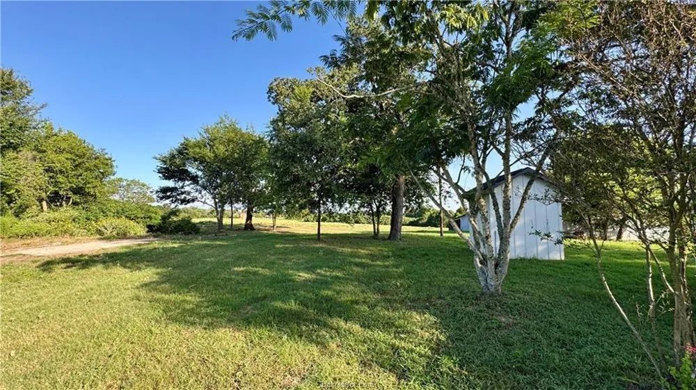 3917 Harbor Bolton Rd - 2 Acres Franklin, TX 77856