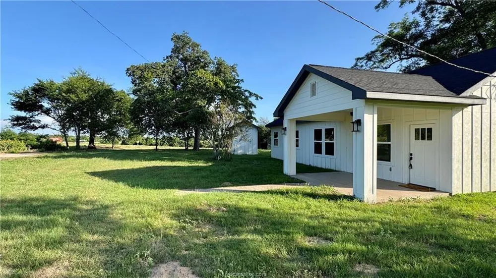 3917 Harbor Bolton Rd - 2 Acres Franklin, TX 77856