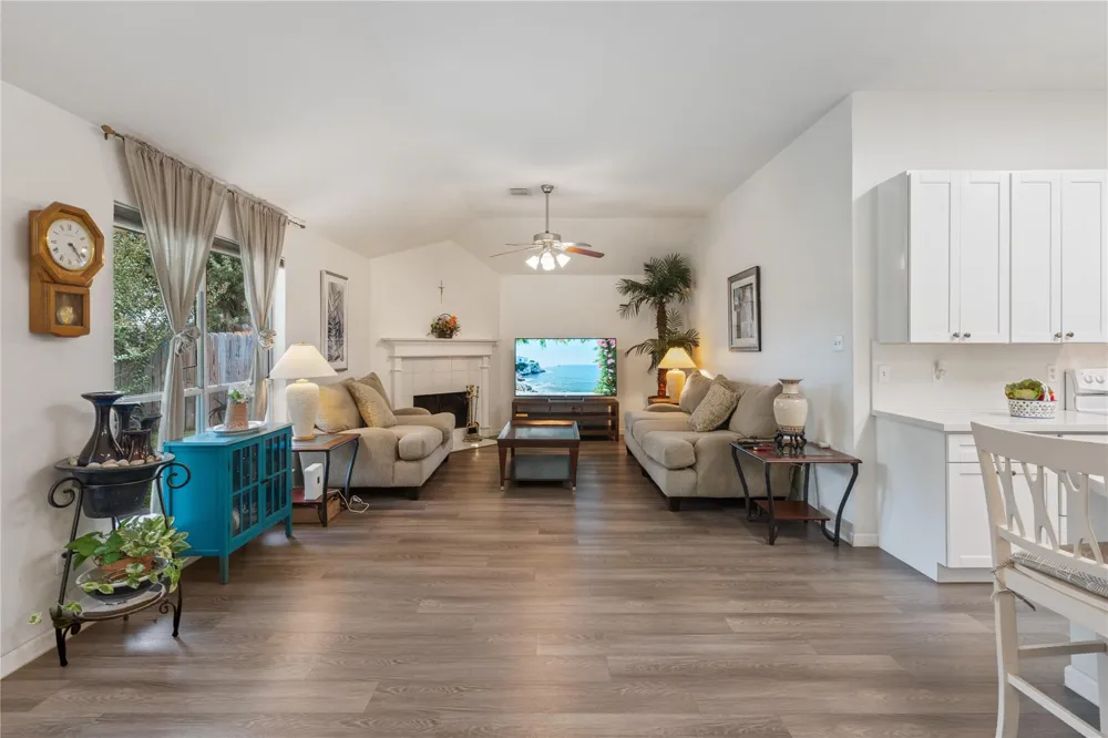 8207 Broken Timber Way Houston, TX 77095