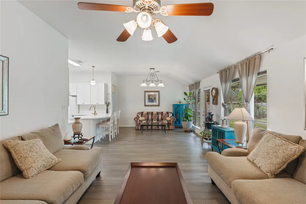 8207 Broken Timber Way Houston, TX 77095