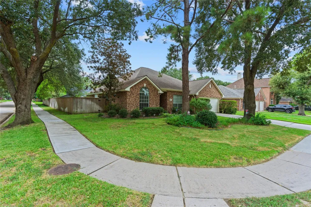 8207 Broken Timber Way Houston, TX 77095