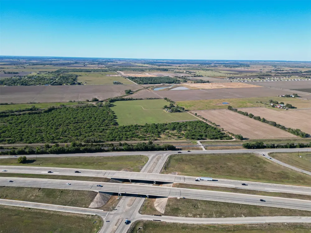 412 Fm 360 Road Beasley, TX 77417