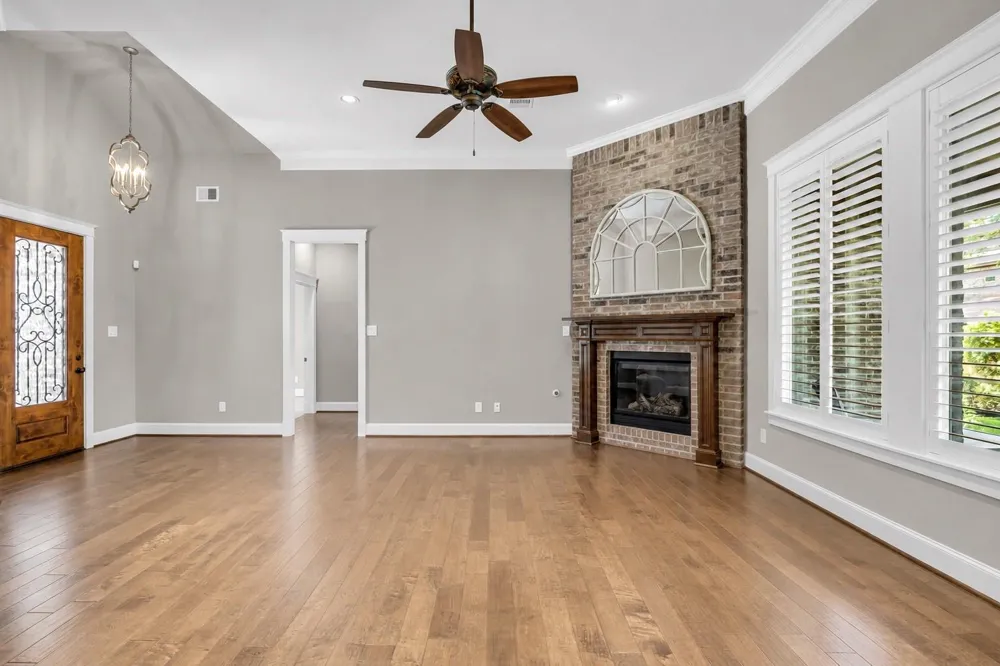 118 Pine Bluff Drive Montgomery, TX 77356
