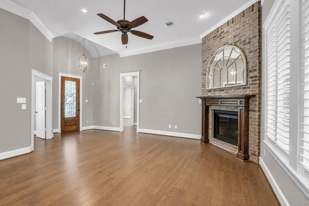 118 Pine Bluff Drive Montgomery, TX 77356