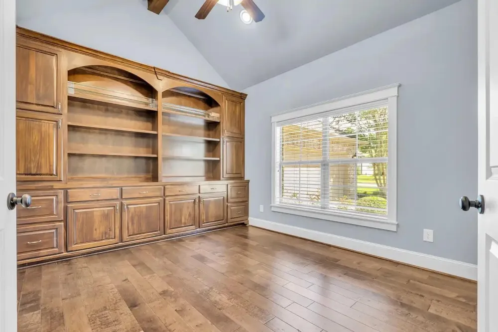 118 Pine Bluff Drive Montgomery, TX 77356