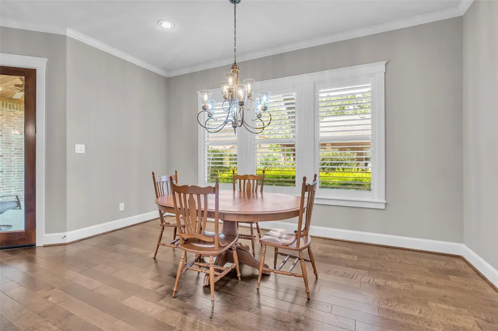 118 Pine Bluff Drive Montgomery, TX 77356