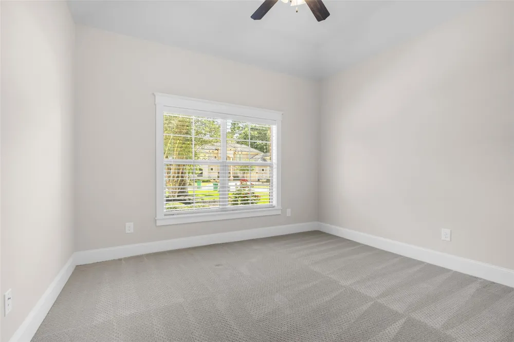 118 Pine Bluff Drive Montgomery, TX 77356