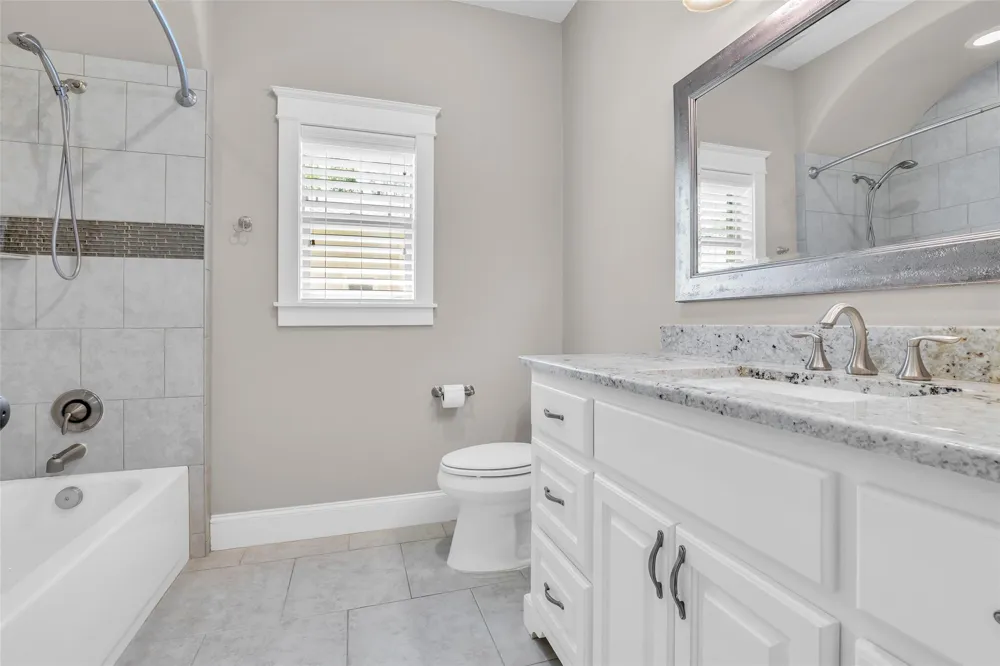 118 Pine Bluff Drive Montgomery, TX 77356
