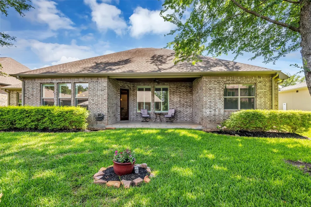 118 Pine Bluff Drive Montgomery, TX 77356