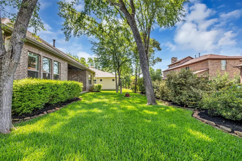 118 Pine Bluff Drive Montgomery, TX 77356