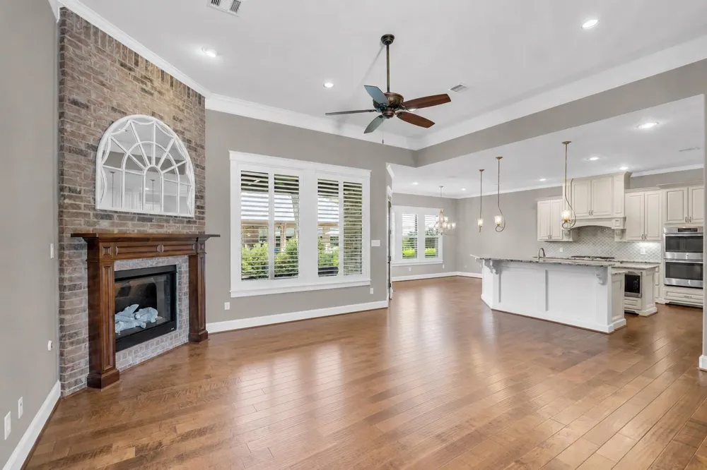 118 Pine Bluff Drive Montgomery, TX 77356