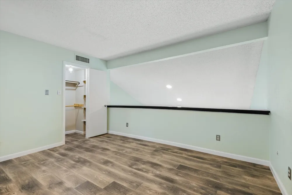 2425 Miramar Court #2425 Seabrook, TX 77586