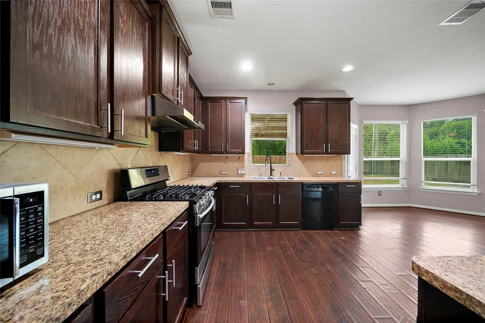 2910 Lakecrest Ridge Drive Katy, TX 77493