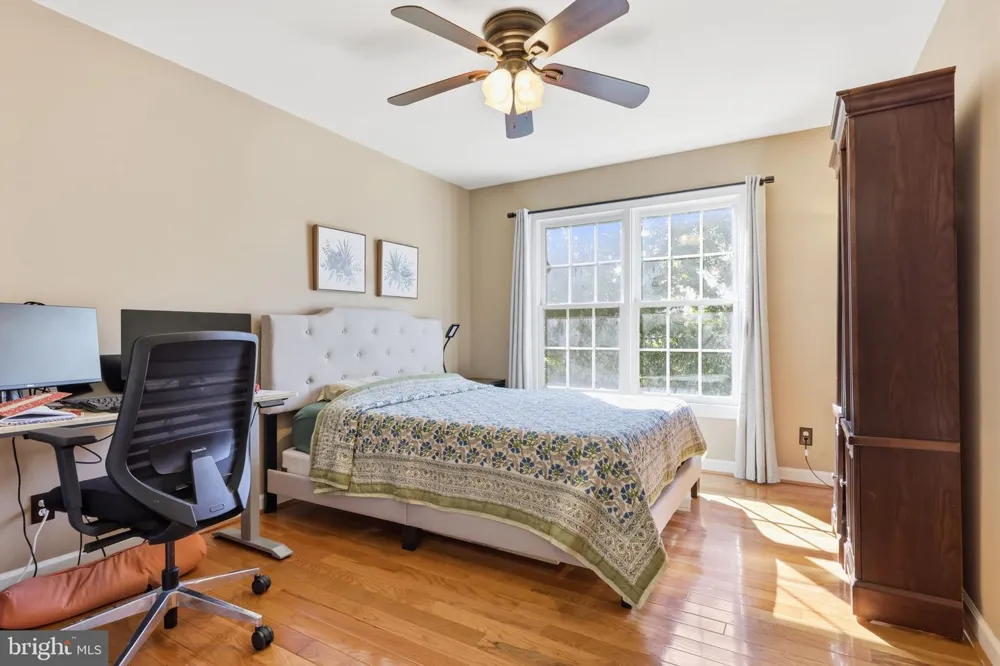 12 MANOR ROAD Newtown, PA 18940