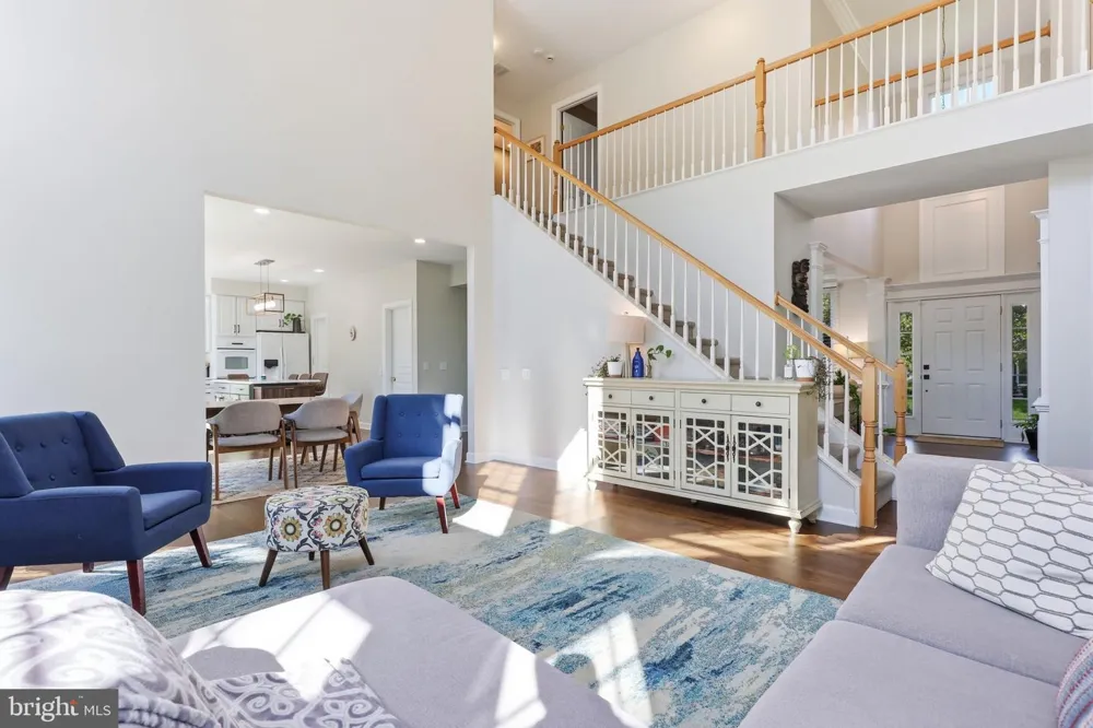 12 MANOR ROAD Newtown, PA 18940