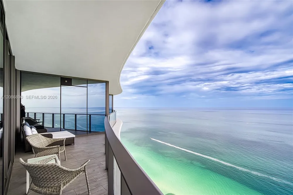 15701 Collins Ave #4603 Sunny Isles Beach, FL 33160